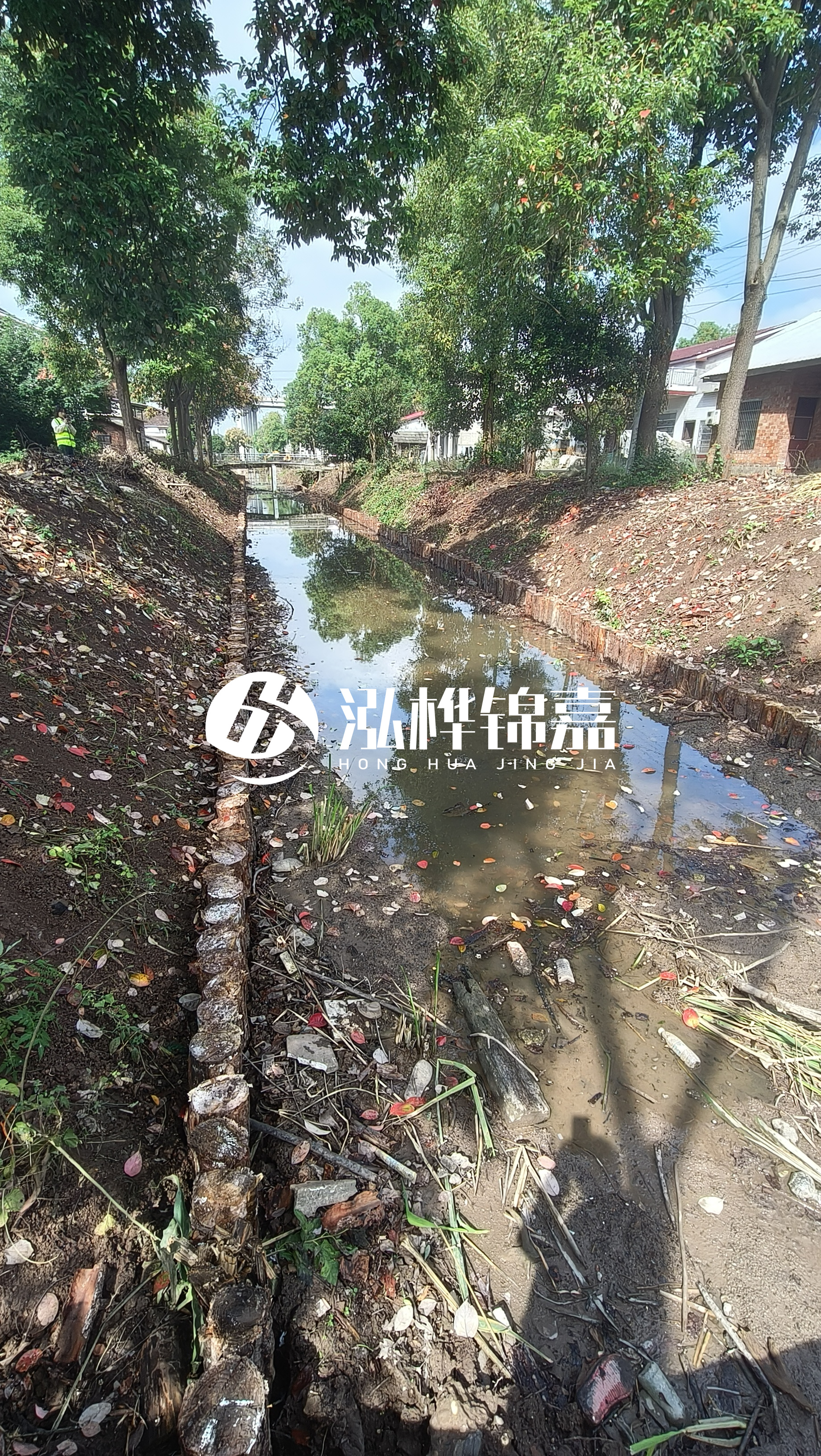 哈爾濱挖機打木樁專業施工-松木樁入土困難怎么辦？