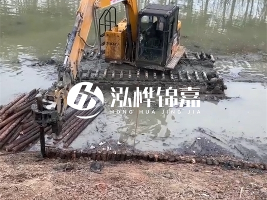 河道木材松木樁怎么選？河道工程用什么規格松木樁？