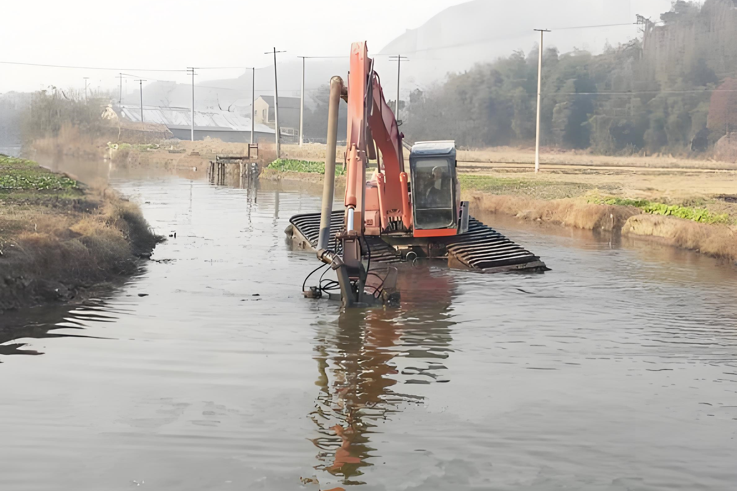 重慶渝中水上挖機清淤隊 - 魚塘清淤的成本大概是多少？