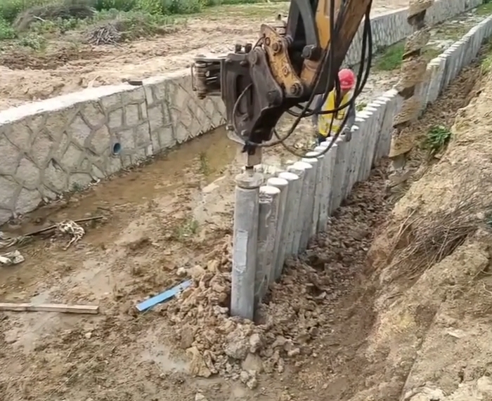 水泥仿木樁施工隊(duì)泓樺錦嘉 - 河道仿木樁的抗腐蝕性能怎么樣？